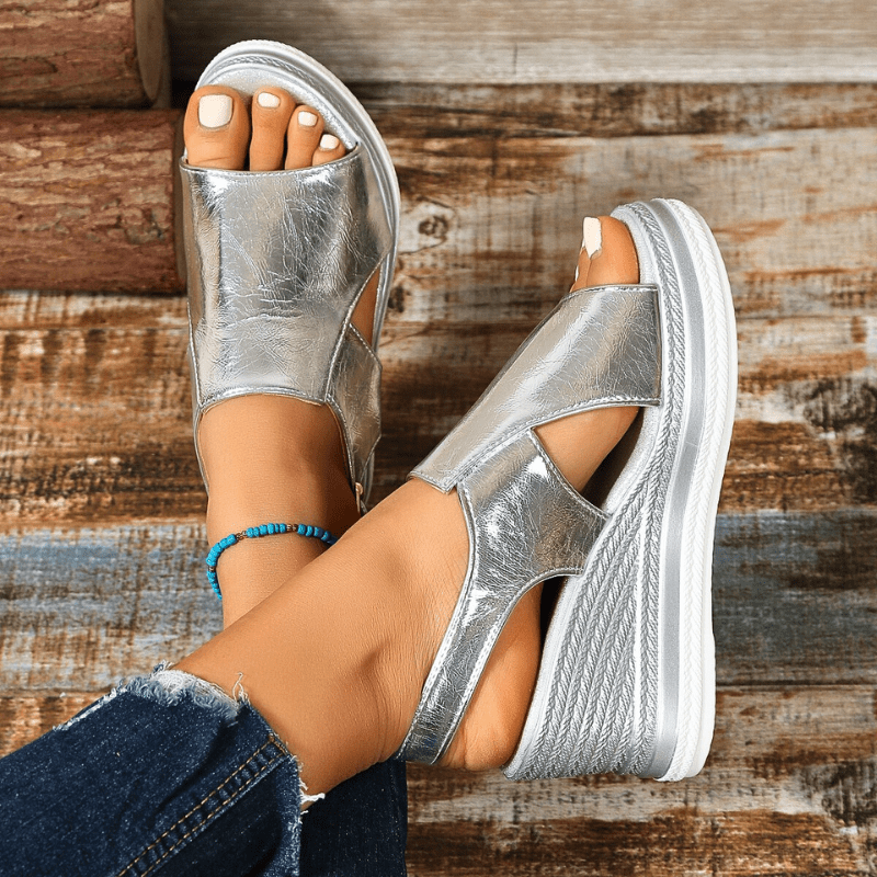 Baylie - Sandalen Stijlvolle Metalen