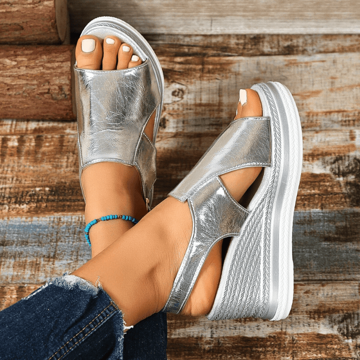 Baylie - Sandalen Stijlvolle Metalen