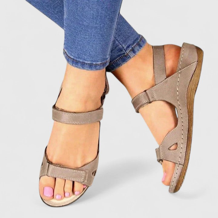 Avrie - Sandalen Comfort Platte