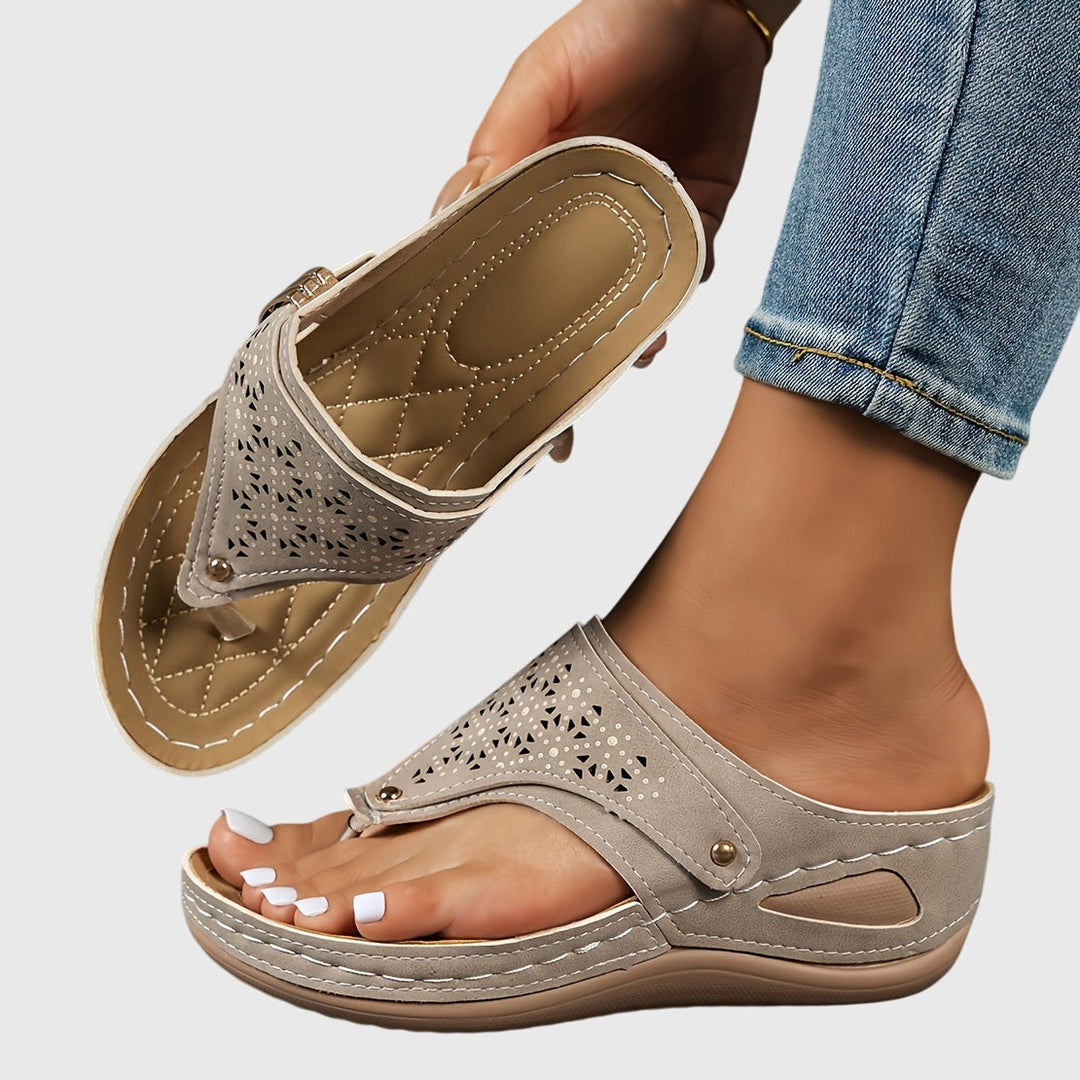 Anika - Sandalen Tongs