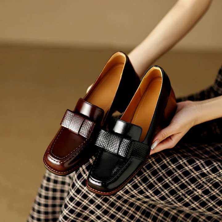 Loafers Contessa met Knoop