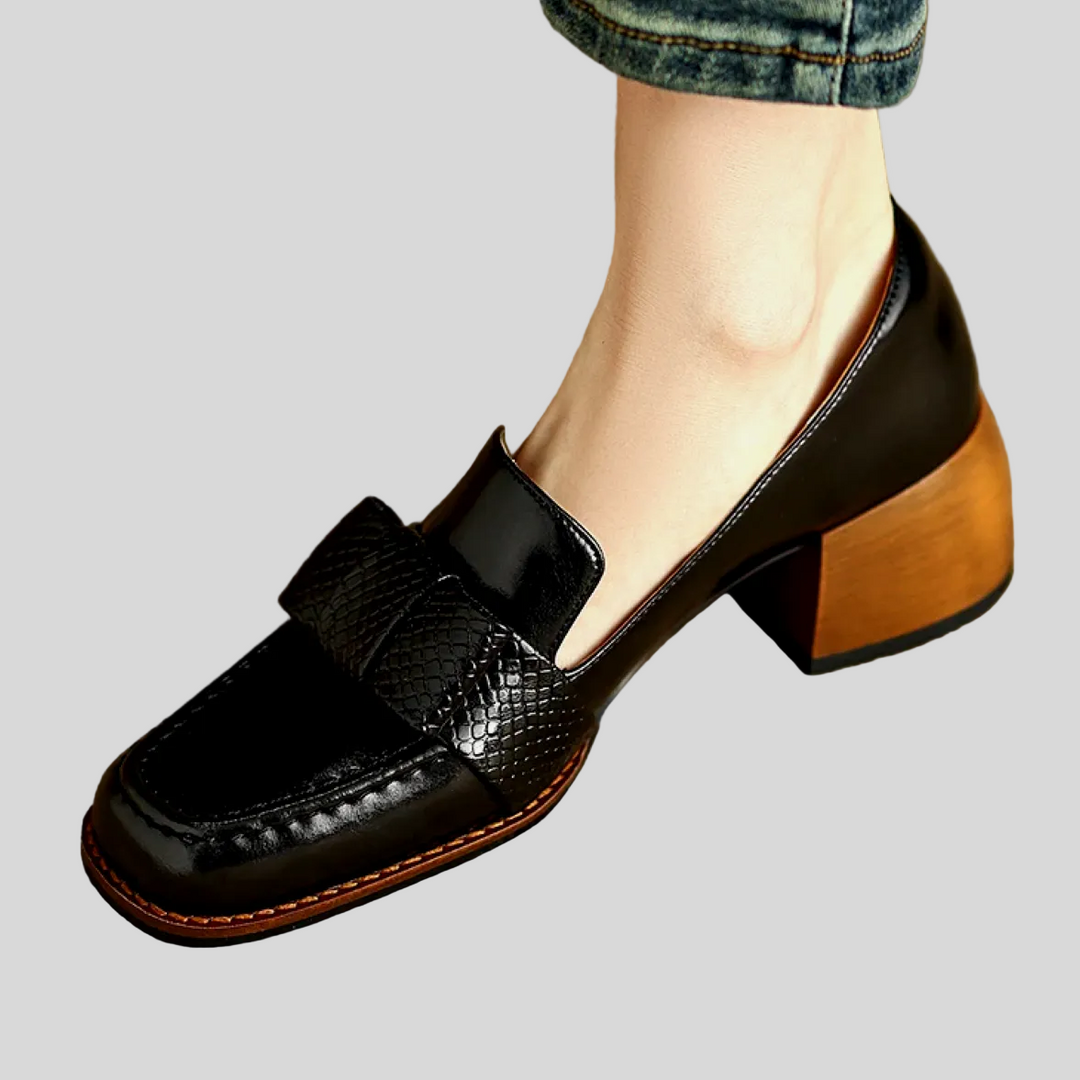 Loafers Contessa met Knoop