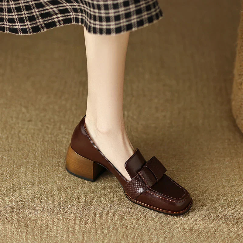 Loafers Contessa met Knoop