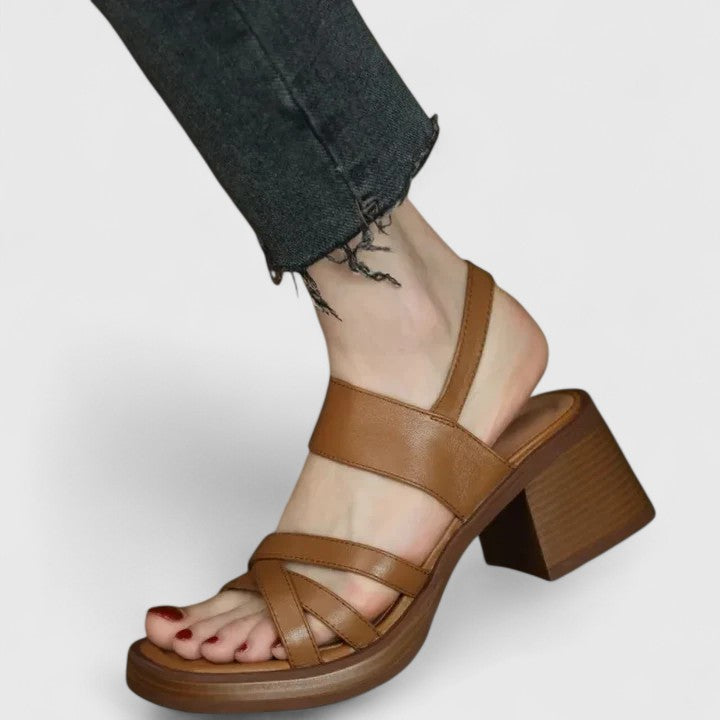 Celeste - Sandalen croisées elegante