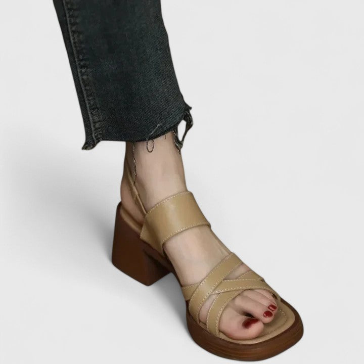 Celeste - Sandalen croisées elegante