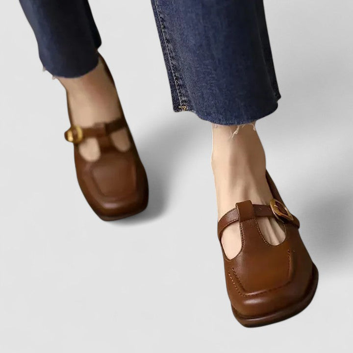 Kyrahnae | Orthopedische mary jane schoenen met t-bandje