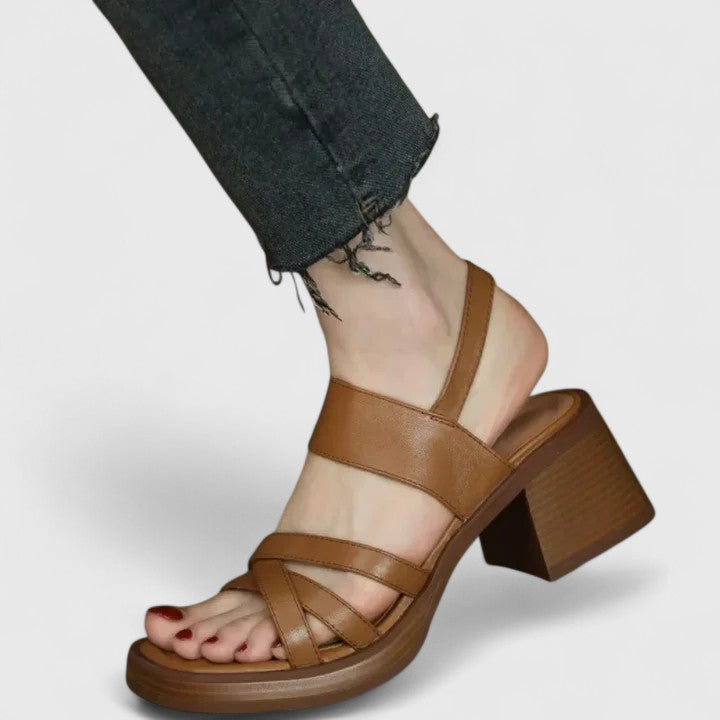 Celeste - Sandalen croisées elegante